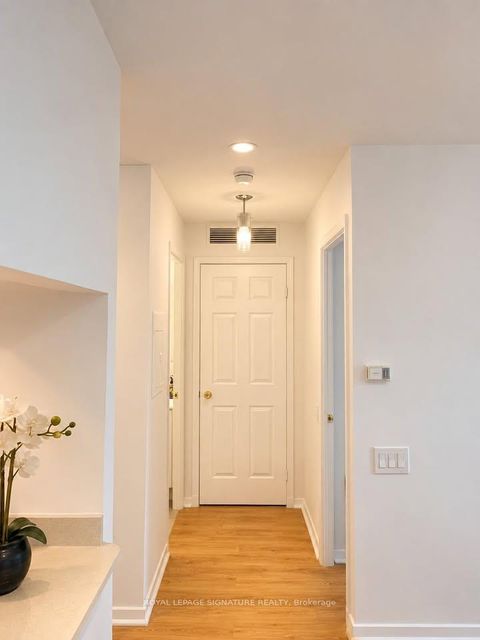 Photo 4 at 1908 - 8 Hillcrest Avenue, Willowdale East, Toronto