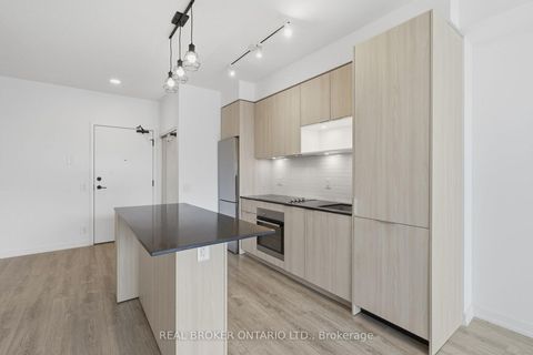 Photo 4 at 2202 - 20 Tubman Avenue, South St. James Town, Toronto