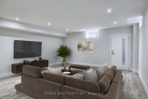 Photo 7 at 268 Sterling Road, Dufferin Grove, Toronto