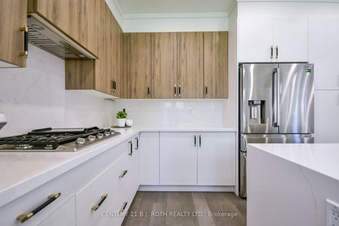 Photo 14 at 43 Auburn Court, Ardagh, Barrie
