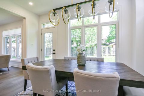Photo 15 at 43 Auburn Court, Ardagh, Barrie