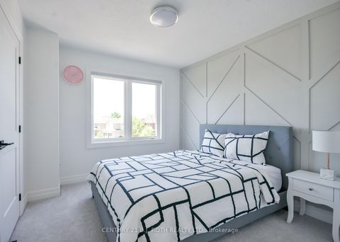 Photo 27 at 43 Auburn Court, Ardagh, Barrie