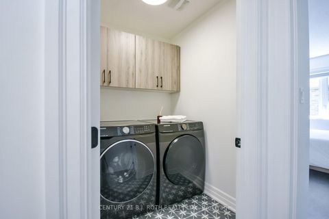 Photo 29 at 43 Auburn Court, Ardagh, Barrie