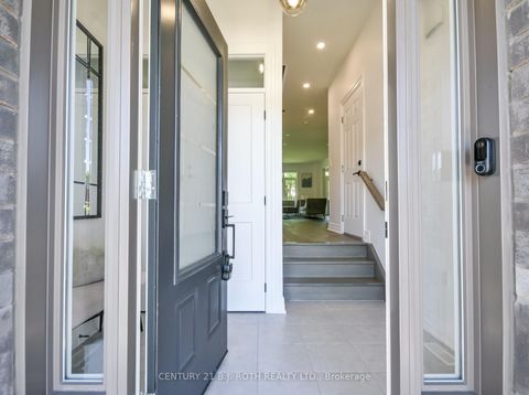 Photo 40 at 43 Auburn Court, Ardagh, Barrie