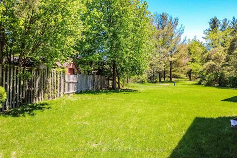 Photo 42 at 43 Auburn Court, Ardagh, Barrie