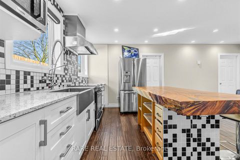Photo 10 at 69 Fletcherdon Crescent, Black Creek, Toronto
