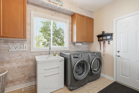 Photo 12 at 115 Sandringham Drive, Shore, Barrie