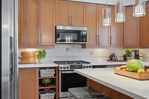 Photo 17 at 115 Sandringham Drive, Shore, Barrie