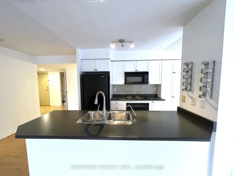 Photo 8 at 317 - 1000 King Street W, Niagara, Toronto