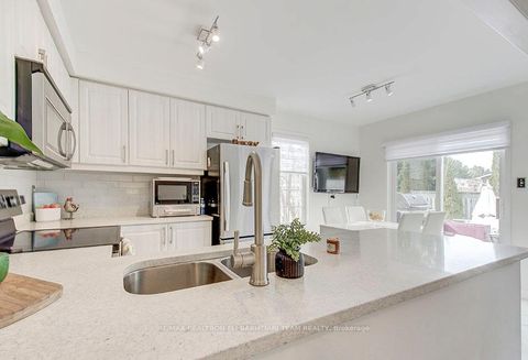 Photo 15 at 133 Long Point Drive, Oak Ridges Lake Wilcox, Richmond Hill