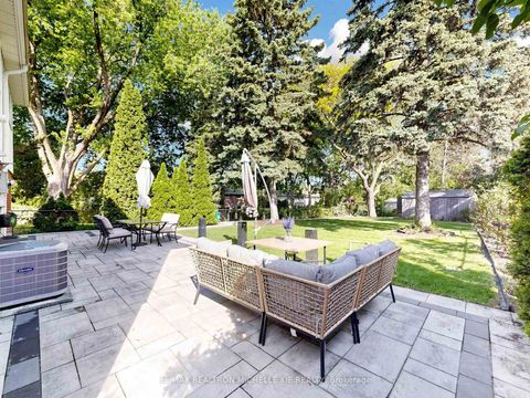 Photo 38 at 8 Meadowglade Crescent, Henry Farm, Toronto