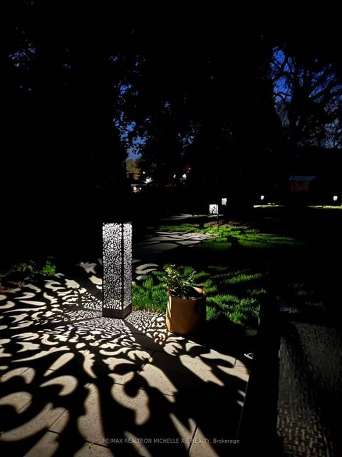 Photo 42 at 8 Meadowglade Crescent, Henry Farm, Toronto