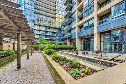 Photo 17 at 1219 - 438 King Street W, Waterfront Communities C1, Toronto