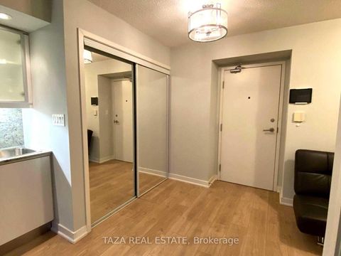 Photo 10 at 4508 - 25 Telegram Mews, Waterfront Communities C1, Toronto