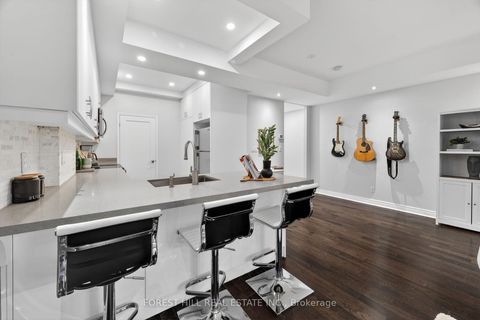 Photo 6 at 115 - 500 Richmond Street W, Waterfront Communities C1, Toronto