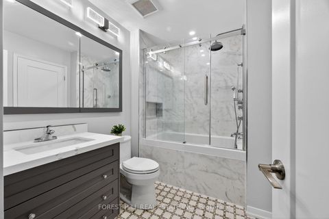 Photo 18 at 115 - 500 Richmond Street W, Waterfront Communities C1, Toronto
