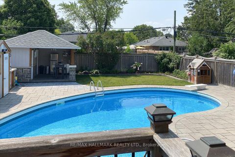 Photo 19 at 25 Fenley Drive, The Westway, Toronto