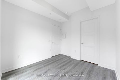 Photo 24 at 205 - 25 Neighbourhood Lane, Queensway, Toronto