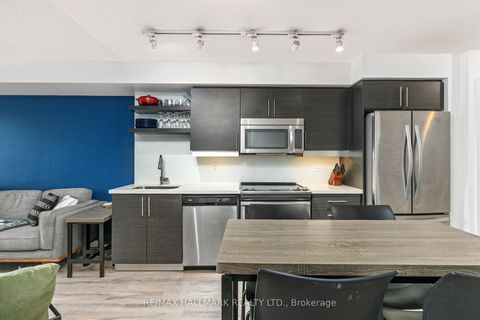Photo 5 at 819 - 400 Adelaide Street E, Moss Park, Toronto