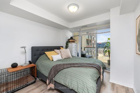 Photo 11 at 819 - 400 Adelaide Street E, Moss Park, Toronto