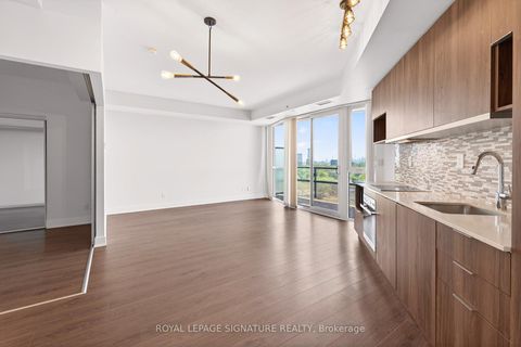 Photo 1 at 920 - 99 The Donway W, Don Mills, Toronto