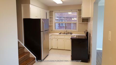Photo 10 at 1268 Davenport Road, Davenport, Toronto