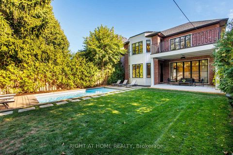 Photo 3 at 442 Glengrove Avenue, Nortown, Toronto