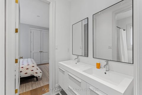 Photo 26 at 442 Glengrove Avenue, Nortown, Toronto