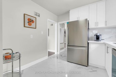 Photo 16 at 6 Vanbrugh Avenue, Cliffside, Toronto