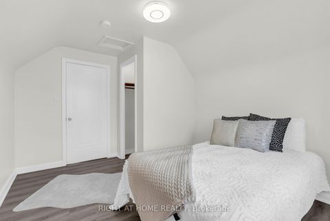 Photo 24 at 6 Vanbrugh Avenue, Cliffside, Toronto