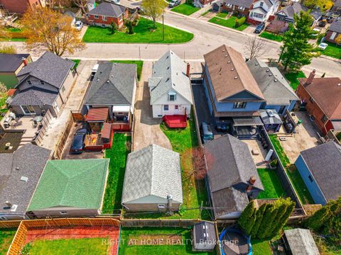 Photo 38 at 6 Vanbrugh Avenue, Cliffside, Toronto