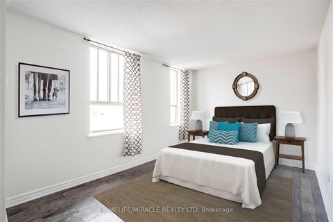 Photo 12 at 605 - 95 Lombard Street, Yonge Corridor, Toronto