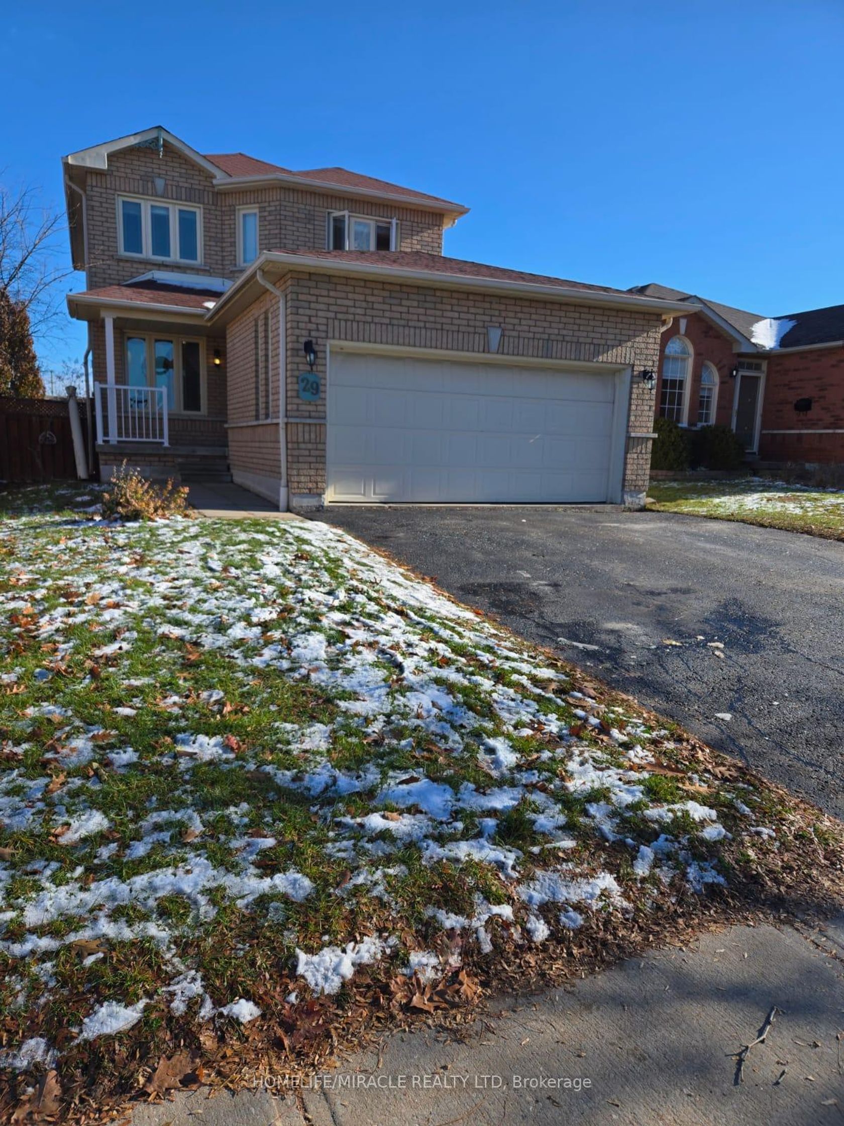 29 Nicholson Drive, Ardagh, Barrie photo 4