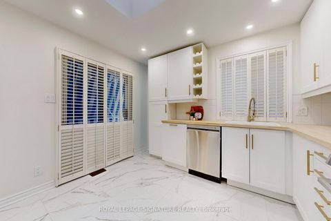 Photo 12 at 337 Glen Road, Moore Park, Toronto