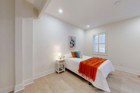Photo 15 at 337 Glen Road, Moore Park, Toronto