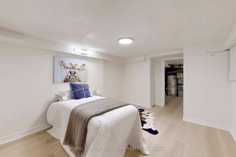 Photo 34 at 337 Glen Road, Moore Park, Toronto