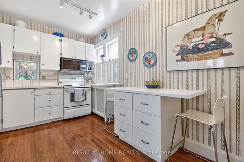 Photo 12 at 37 Heather Street, Lawrence Park South, Toronto