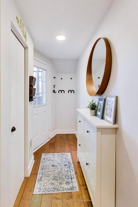Photo 4 at 103 - 262 St Helens Avenue, Dufferin Grove, Toronto