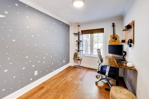 Photo 14 at 103 - 262 St Helens Avenue, Dufferin Grove, Toronto