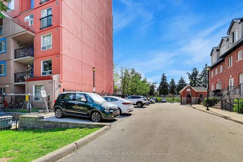 Photo 23 at 103 - 262 St Helens Avenue, Dufferin Grove, Toronto