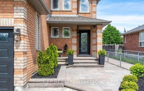 Photo 1 at 2293 Warrington Way, Alcona, Innisfil