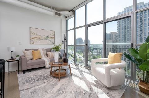 Photo 4 at 1016 - 2 Fieldway Road, City Centre West, Toronto