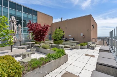 Photo 31 at 1016 - 2 Fieldway Road, City Centre West, Toronto