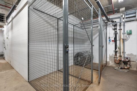 Photo 43 at 1016 - 2 Fieldway Road, City Centre West, Toronto