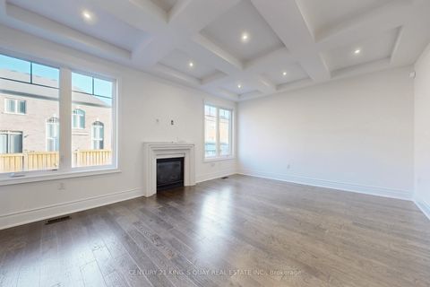 Photo 4 at 41 Torrey Pines Road, Kleinburg, Vaughan