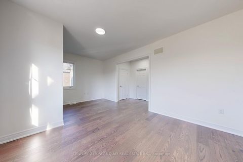 Photo 32 at 41 Torrey Pines Road, Kleinburg, Vaughan