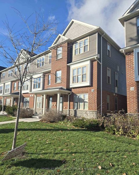 Photo 3 at 27 - 1 Leggott Avenue, Painswick North, Barrie