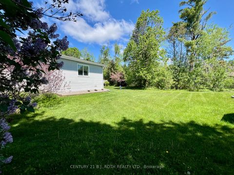 Photo 1 at 1 Nectarine Court, Rural Innisfil, Innisfil