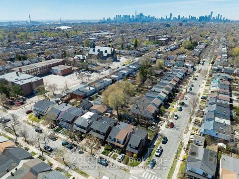 Photo 43 at 98 Woodmount Avenue, Danforth, Toronto