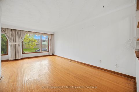 Photo 7 at 193 Kingsview Boulevard, The Westway, Toronto